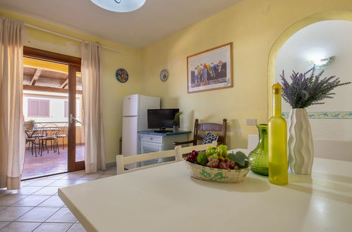 Photo 6 - 2 bedroom Apartment in Golfo Aranci with garden and terrace