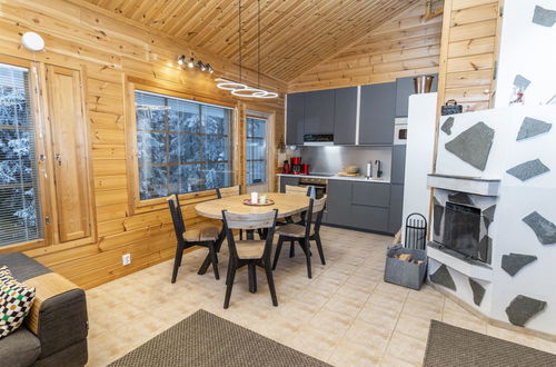 Foto 6 - Casa de 3 quartos em Kuusamo com sauna e vista para a montanha