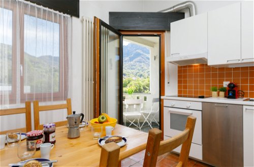 Foto 3 - Apartment mit 1 Schlafzimmer in Capriasca mit schwimmbad und blick auf die berge
