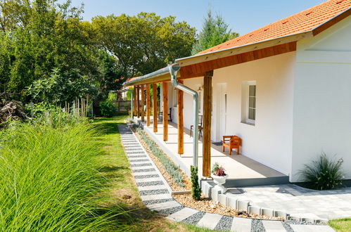 Photo 19 - Appartement de 2 chambres à Balatonszemes avec jardin et terrasse