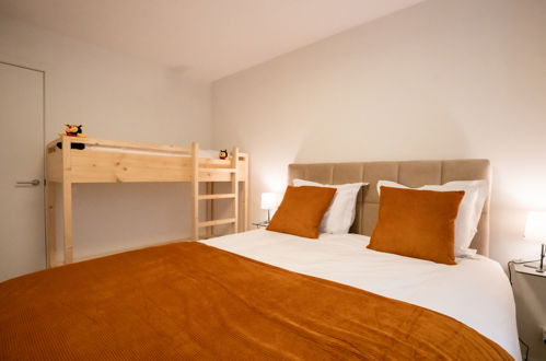 Foto 23 - Appartamento con 2 camere da letto a Blankenberge con vista mare