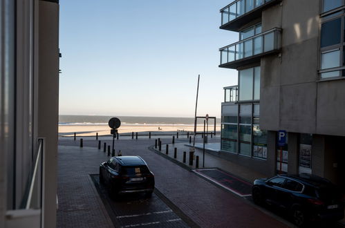 Photo 2 - Appartement de 2 chambres à Blankenberge avec vues à la mer