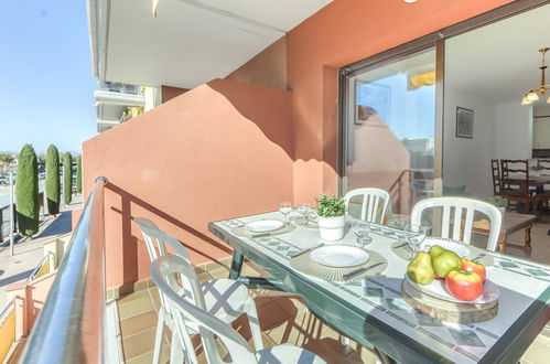 Foto 19 - Appartamento con 3 camere da letto a Castelló d'Empúries con terrazza e vista mare