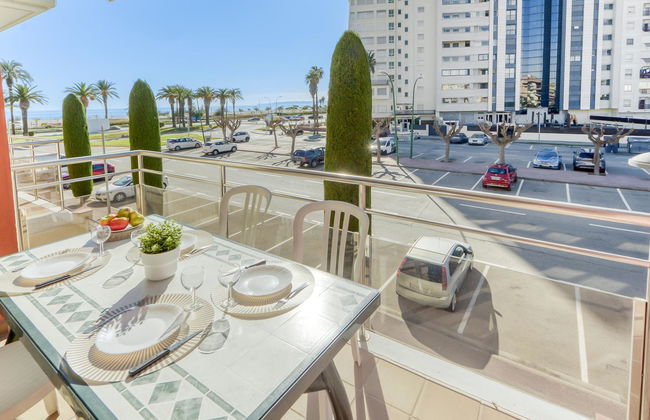 4 bedroom Apartment in Castelló d'Empúries with garden and terrace - Photo 7
