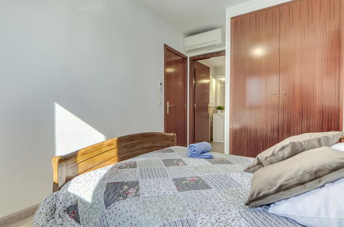 Photo 15 - 3 bedroom Apartment in Castelló d'Empúries with garden and terrace