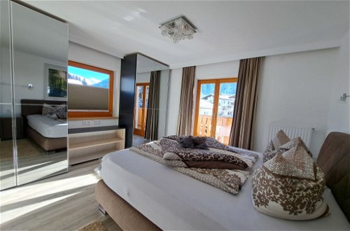 Foto 10 - Apartment mit 2 Schlafzimmern in Finkenberg mit blick auf die berge