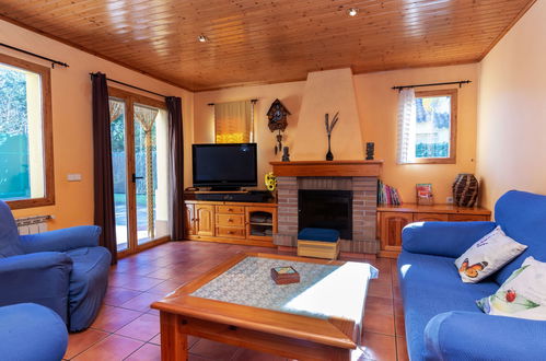 Photo 3 - 4 bedroom House in Caldes de Malavella with private pool and garden