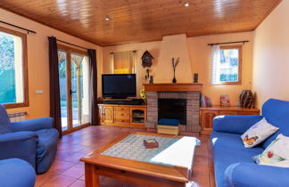 Foto 3 - Casa con 4 camere da letto a Caldes de Malavella con piscina privata e vista mare