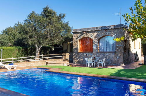 Foto 25 - Casa con 4 camere da letto a Caldes de Malavella con piscina privata e vista mare