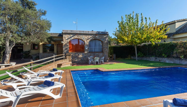 Foto 1 - Casa de 4 quartos em Caldes de Malavella com piscina privada e vistas do mar