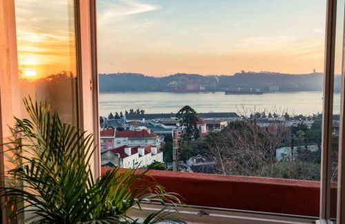 Terrace & River View Retreat - Foto 9