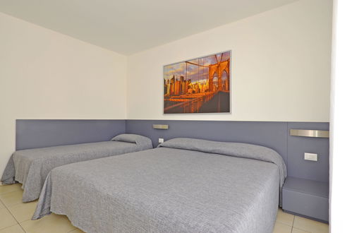 Photo 12 - 2 bedroom Apartment in Lignano Sabbiadoro with garden