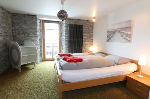 Foto 17 - Apartamento de 4 habitaciones en Saas-Fee