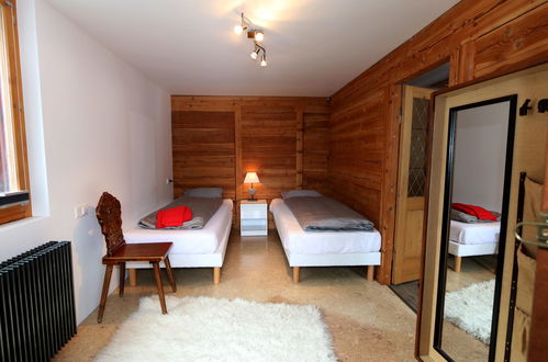 Foto 21 - Appartamento con 4 camere da letto a Saas-Fee