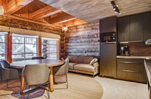 Foto 10 - Casa de 2 quartos em Pelkosenniemi com sauna e vista para a montanha
