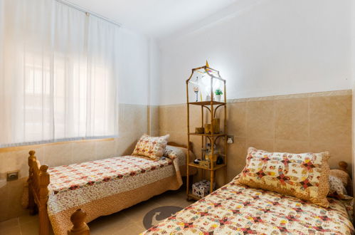 Foto 5 - Appartamento con 3 camere da letto a Spagna con terrazza