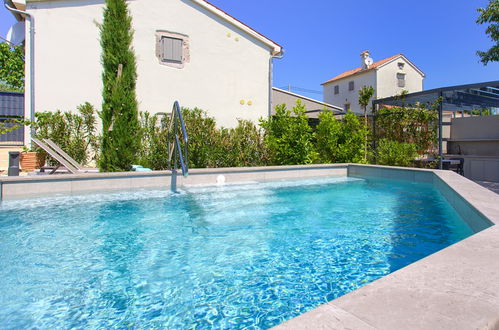 Photo 45 - Maison de 4 chambres à Krk avec piscine privée et vues à la mer