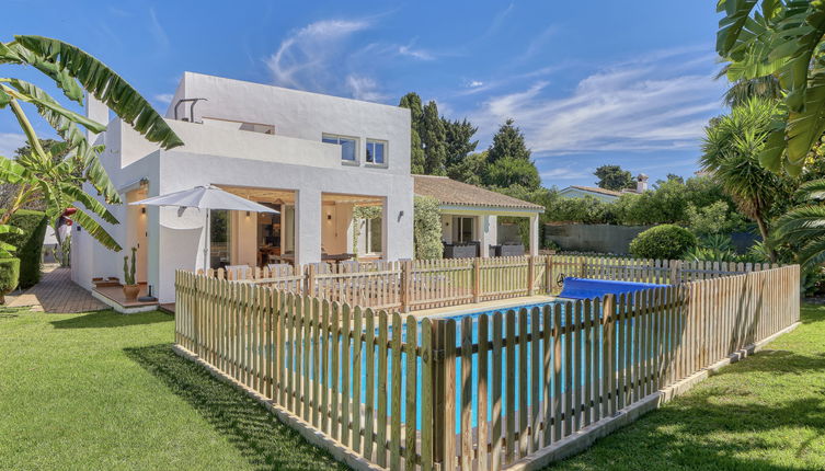 Foto 1 - Casa con 6 camere da letto a Estepona con piscina privata e vista mare