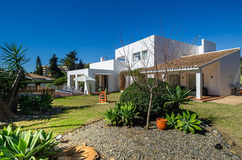 Photo 40 - Maison de 6 chambres à Estepona avec piscine privée et jardin