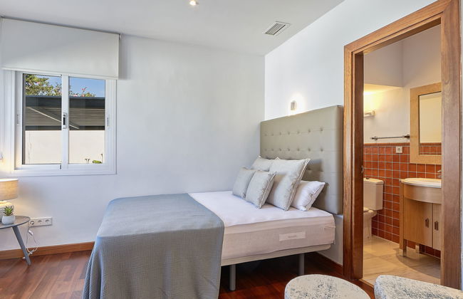 Maison de 7 chambres à Estepona avec piscine privée et jardin - Photo 20