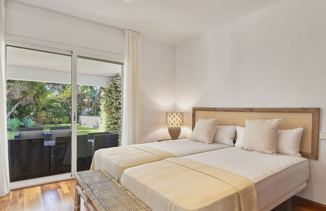 Maison de 7 chambres à Estepona avec piscine privée et jardin - Photo 24