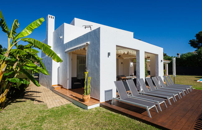 Maison de 7 chambres à Estepona avec piscine privée et jardin - Photo 37
