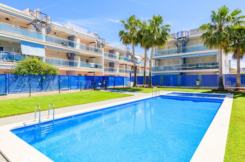 Photo 1 - 2 bedroom Apartment in Oropesa del Mar with swimming pool and terrace