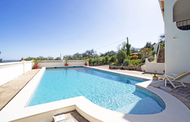 Casa de 3 quartos em Silves com piscina privada e jardim - Foto 28