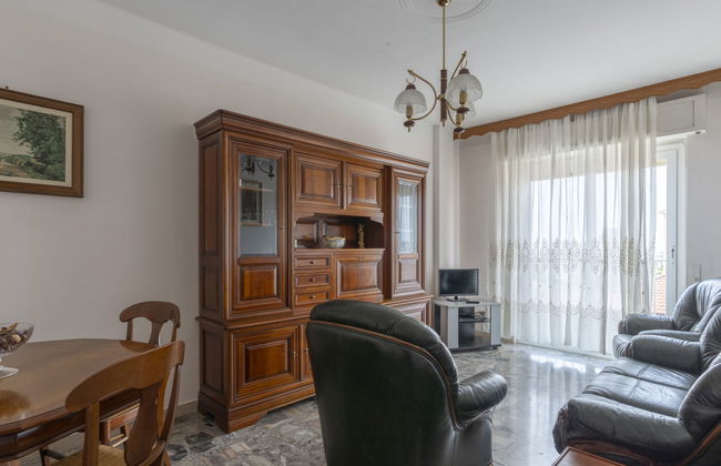 Apartamento de 3 quartos em Vallecrosia com jardim - Foto 1