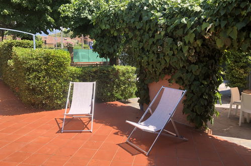 Photo 15 - 2 bedroom House in Forte dei Marmi with garden