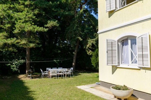 Foto 16 - Apartamento de 2 quartos em Balatonlelle com jardim e terraço