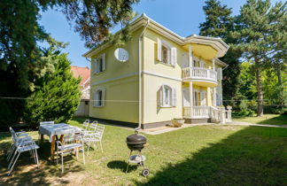 Foto 1 - Apartment mit 2 Schlafzimmern in Balatonlelle mit garten und terrasse