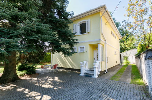 Photo 22 - Appartement de 3 chambres à Balatonlelle avec jardin