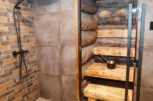 Foto 23 - Casa de 4 habitaciones en Kuusamo con sauna y vistas a la montaña