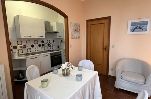 Photo 20 - 2 bedroom Apartment in Pietra Ligure with terrace and sea view