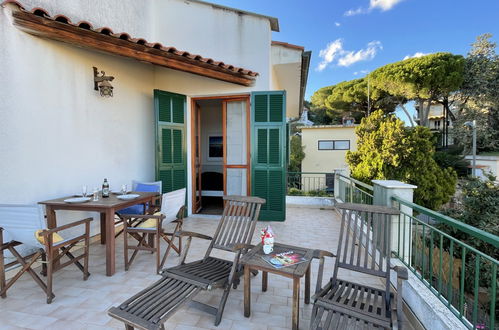 Photo 2 - Appartement de 2 chambres à Pietra Ligure avec terrasse et vues à la mer