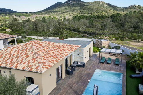 Photo 1 - Maison de 4 chambres à Lecci avec piscine privée et vues à la mer