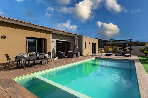 Photo 2 - Maison de 4 chambres à Lecci avec piscine privée et vues à la mer