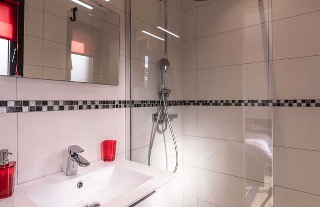 Casa de 5 quartos em Lecci com piscina privada e jardim - Foto 26