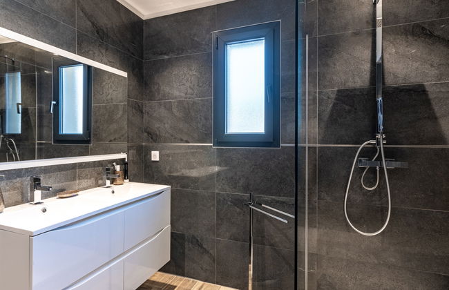 Casa de 5 quartos em Lecci com piscina privada e jardim - Foto 23