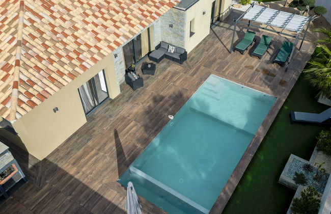 Casa de 5 quartos em Lecci com piscina privada e jardim - Foto 32