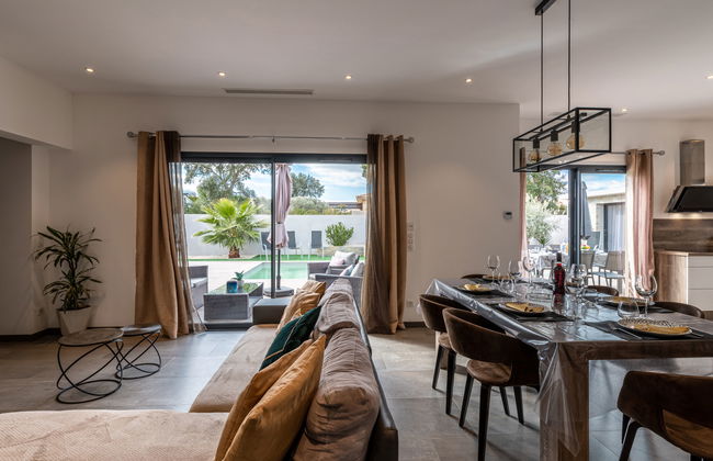 Casa de 5 quartos em Lecci com piscina privada e jardim - Foto 10