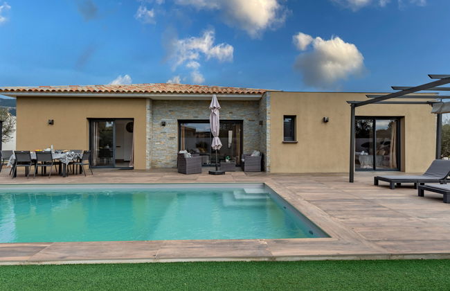 Casa de 5 quartos em Lecci com piscina privada e jardim - Foto 29