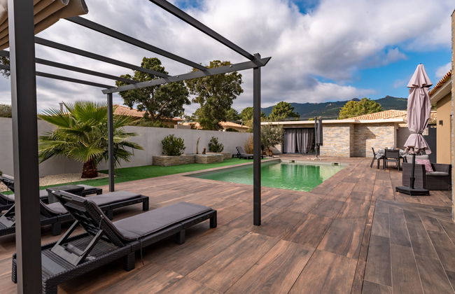 Casa de 5 quartos em Lecci com piscina privada e jardim - Foto 28