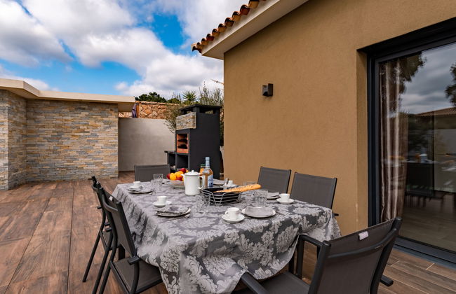 Casa de 5 quartos em Lecci com piscina privada e jardim - Foto 27