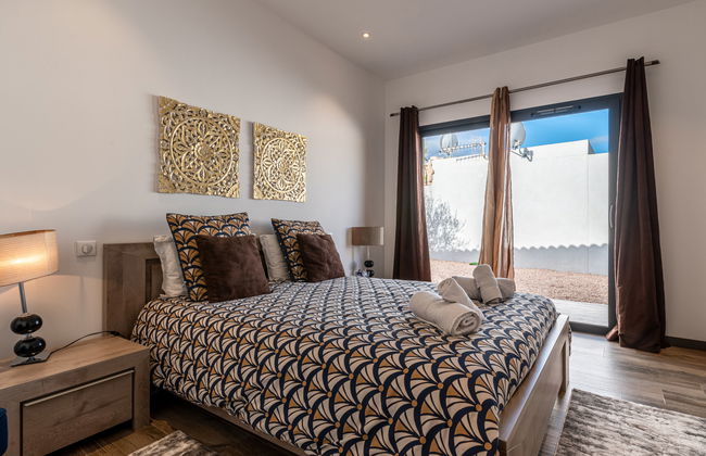 Casa de 5 quartos em Lecci com piscina privada e jardim - Foto 4