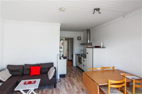 Foto 6 - Apartamento de 2 quartos em Aakirkeby com piscina e terraço