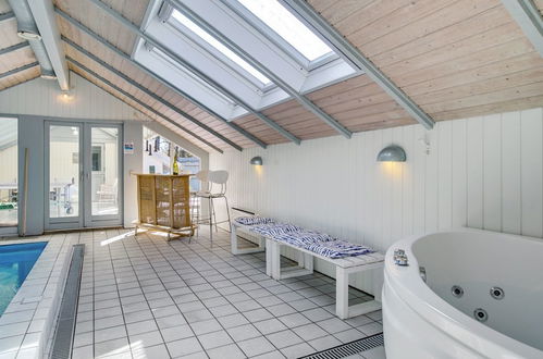 Foto 2 - Casa de 6 quartos em Nykøbing Sj com piscina privada e terraço