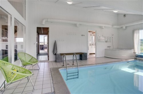 Foto 11 - Casa de 3 habitaciones en Harrerenden con piscina privada y terraza