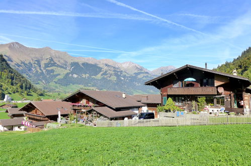 Foto 27 - Appartamento con 2 camere da letto a Kandergrund con vista sulle montagne